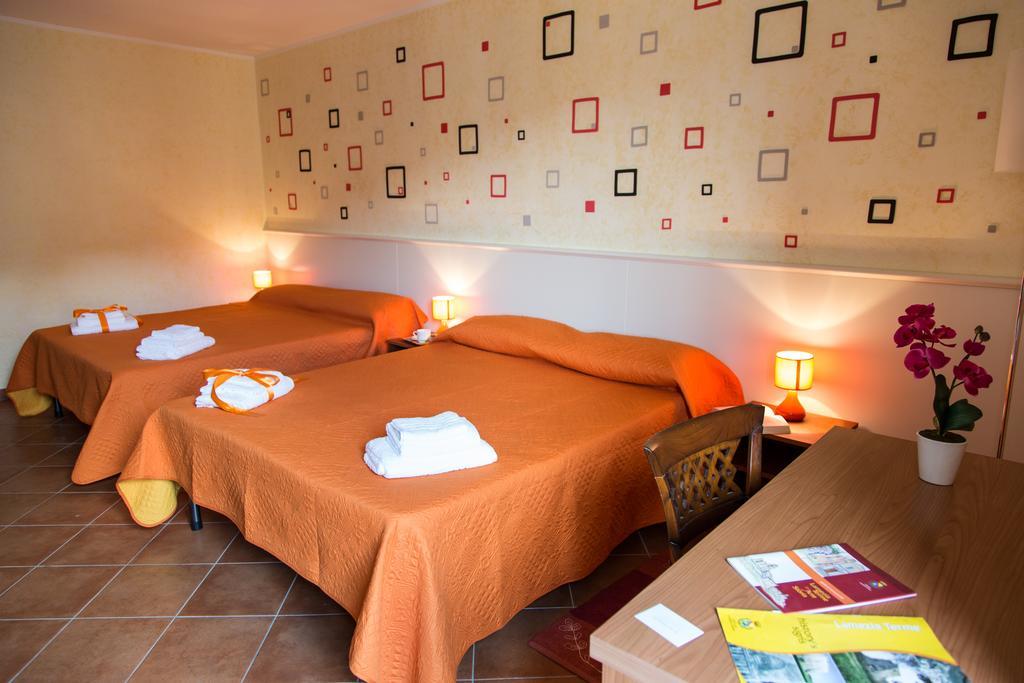 Hotel Le Stanze Del Re Lamezia Terme Pokój zdjęcie